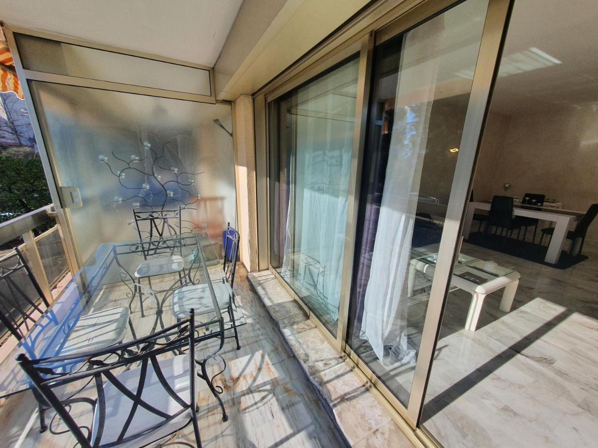 Appartement Proche croisette , appartement de 85m avec 2 chambres Cannes